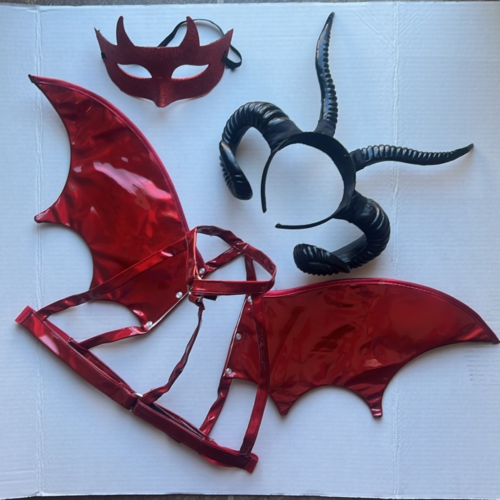 Party King Red and Black Devil Costume Set
Size L